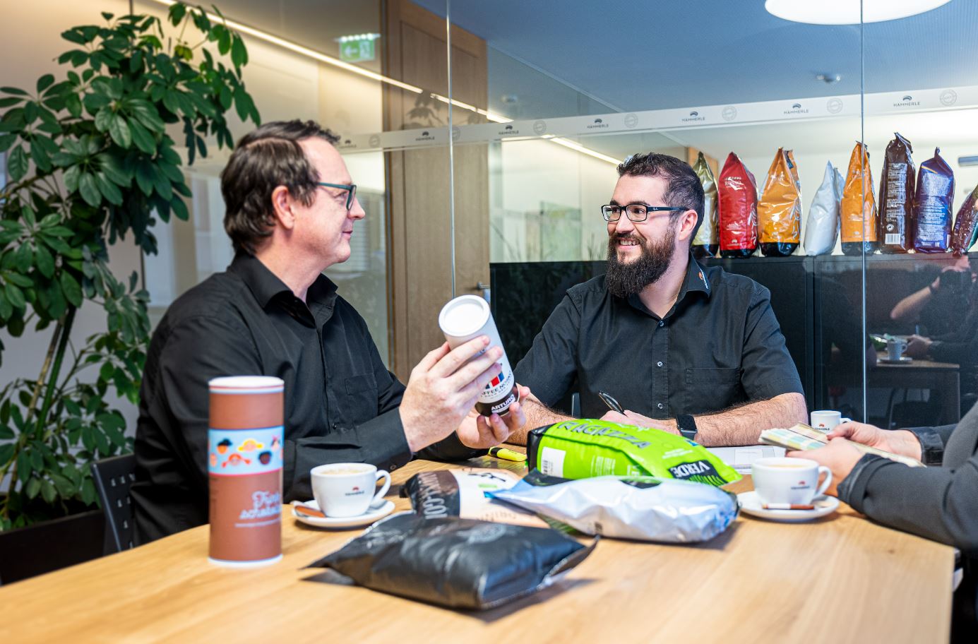 Header Bild: Büro-Allrounder:in / Team-Assistenz